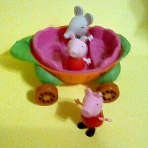 Peppa pig doll & elephant & carriage